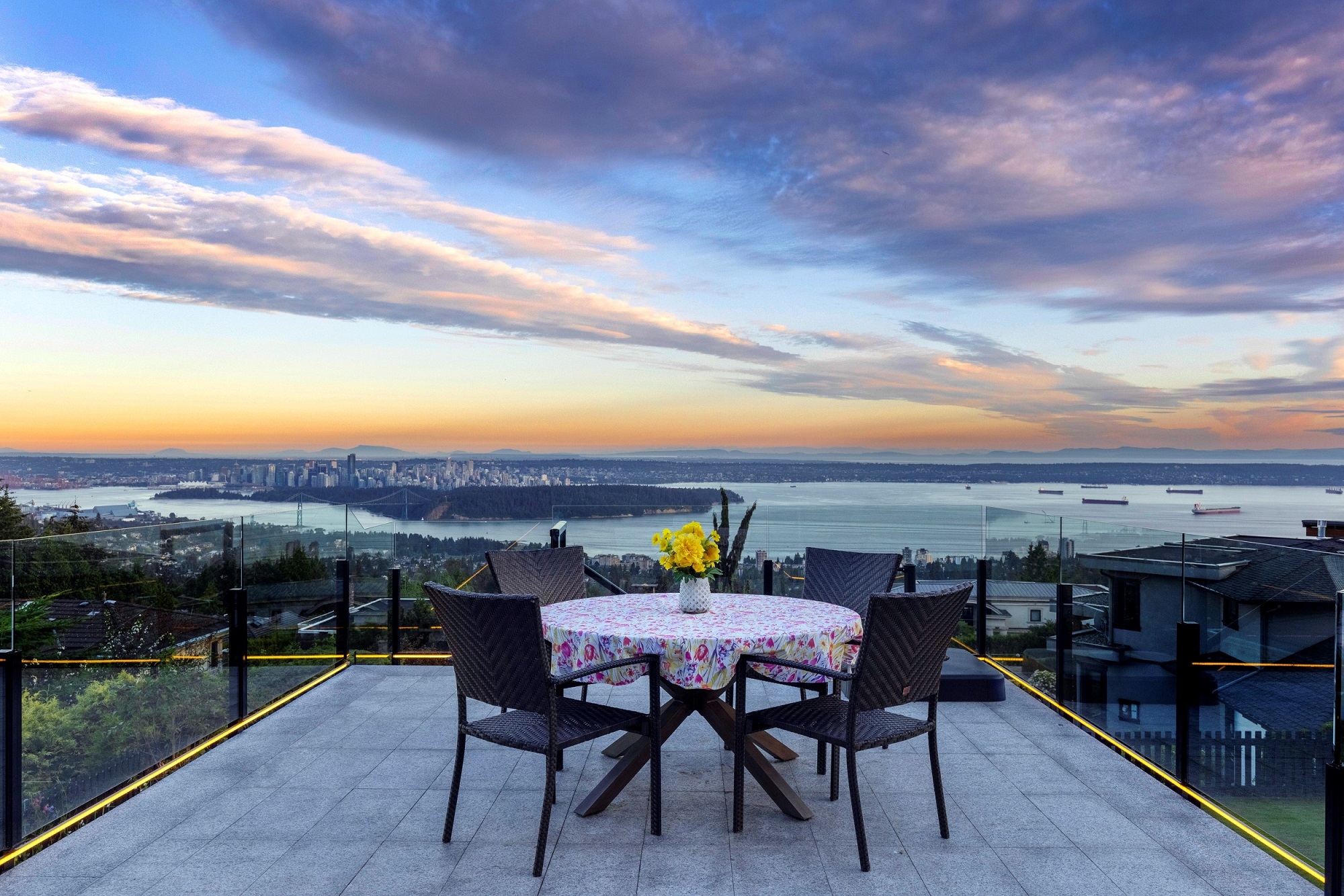West Vancouver Water Front Homes