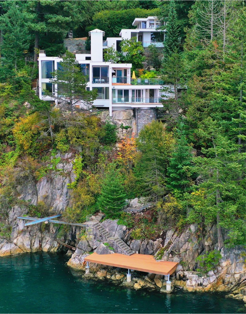 West Vancouver Waterfront Homes