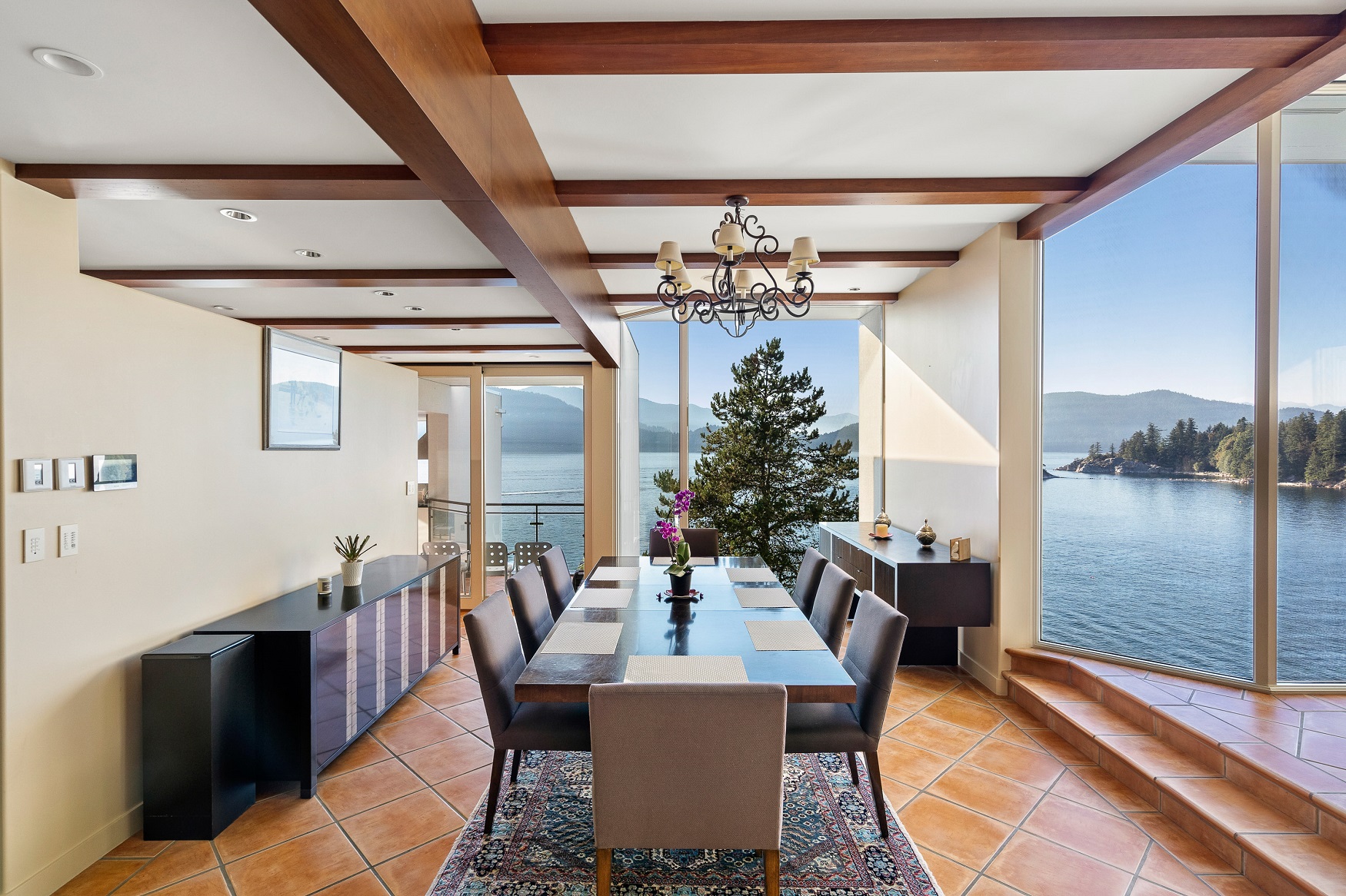 West Vancouver Water Front Homes