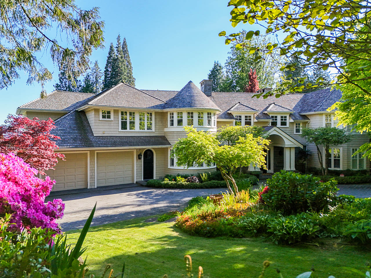West Vancouver Luxury Homes