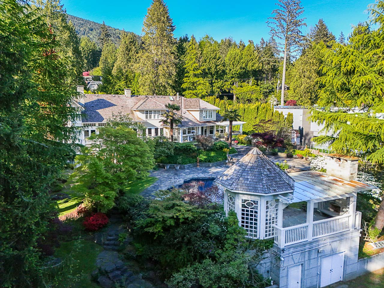 West Vancouver Homes for Sale