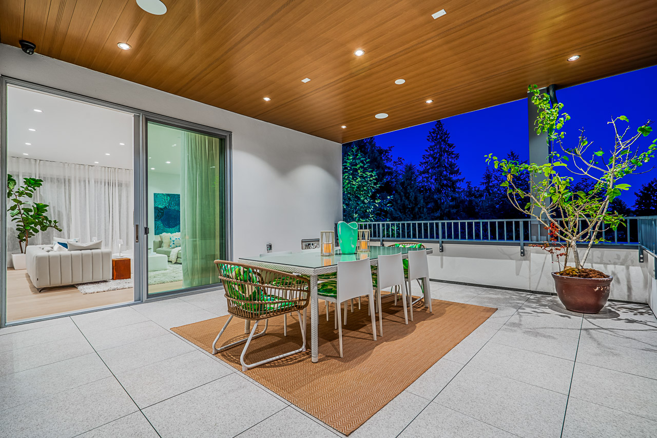 West Vancouver Water Front Homes