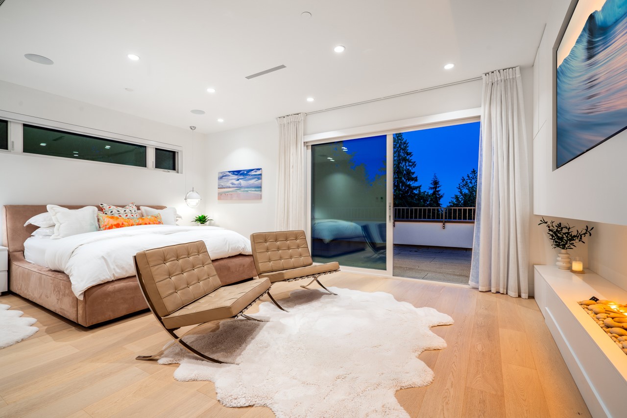 West Vancouver Luxury Homes