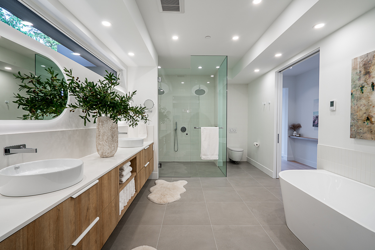 West Vancouver Homes for Sale