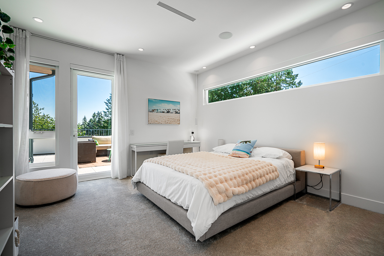 West Vancouver Homes