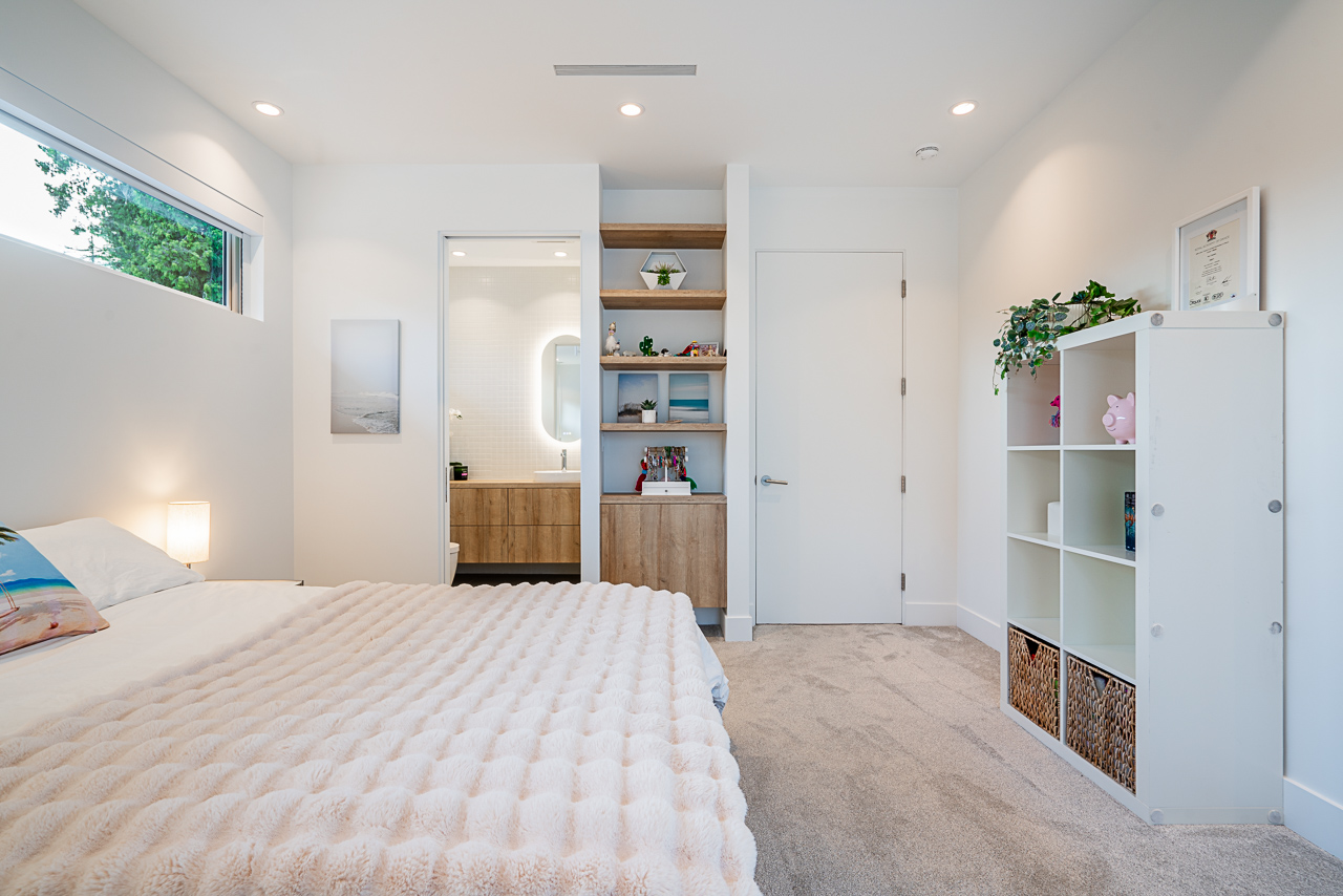 West Vancouver Homes for Sale