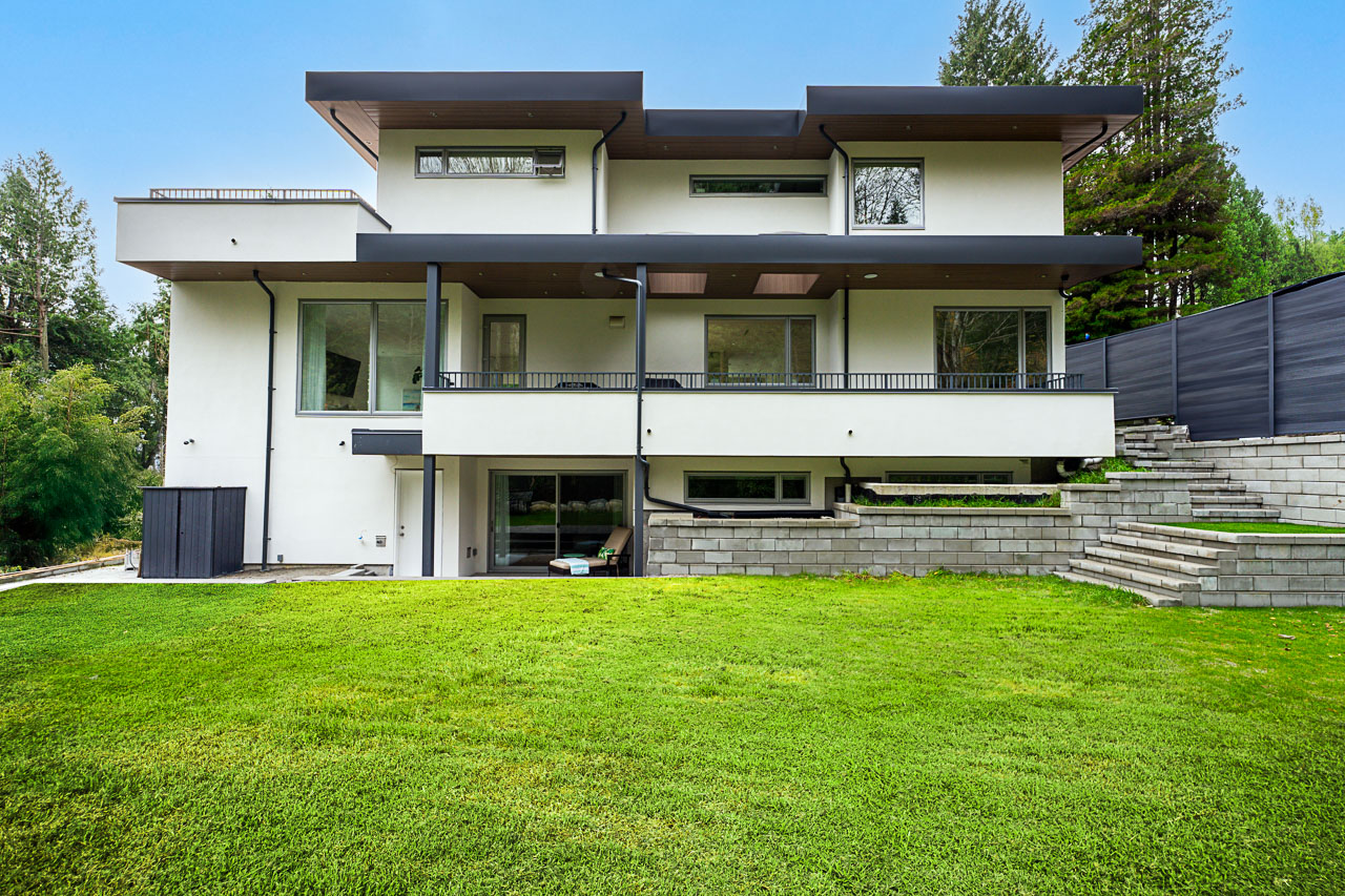 West Vancouver Waterfront Homes