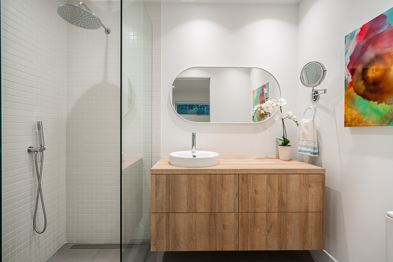 West Vancouver Waterfront Homes