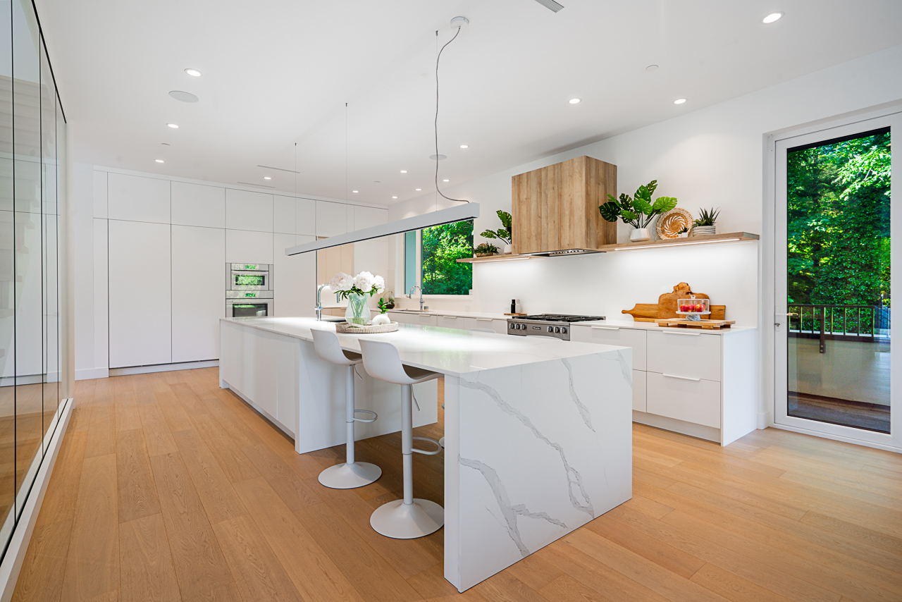 West Vancouver Luxury Homes