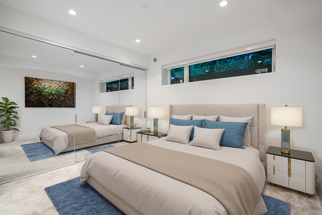 West Vancouver Real Estate