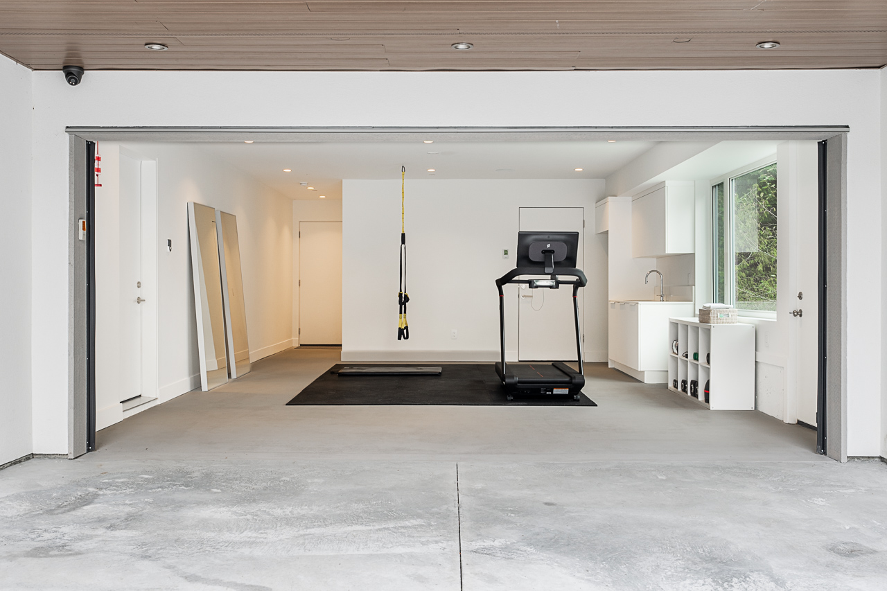 West Vancouver Waterfront Homes