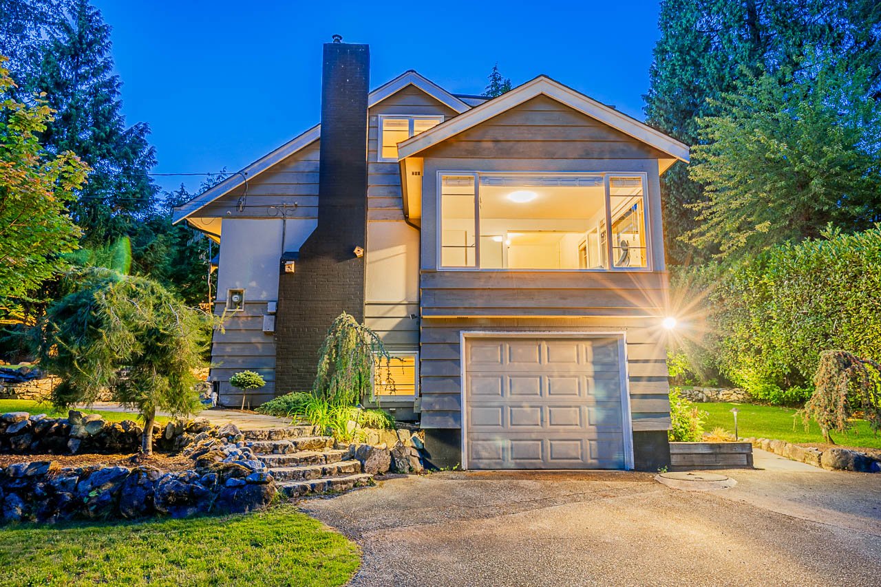 West Vancouver Water Front Homes