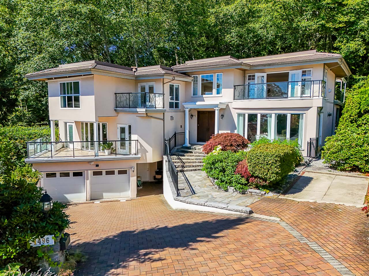 West Vancouver Waterfront Homes
