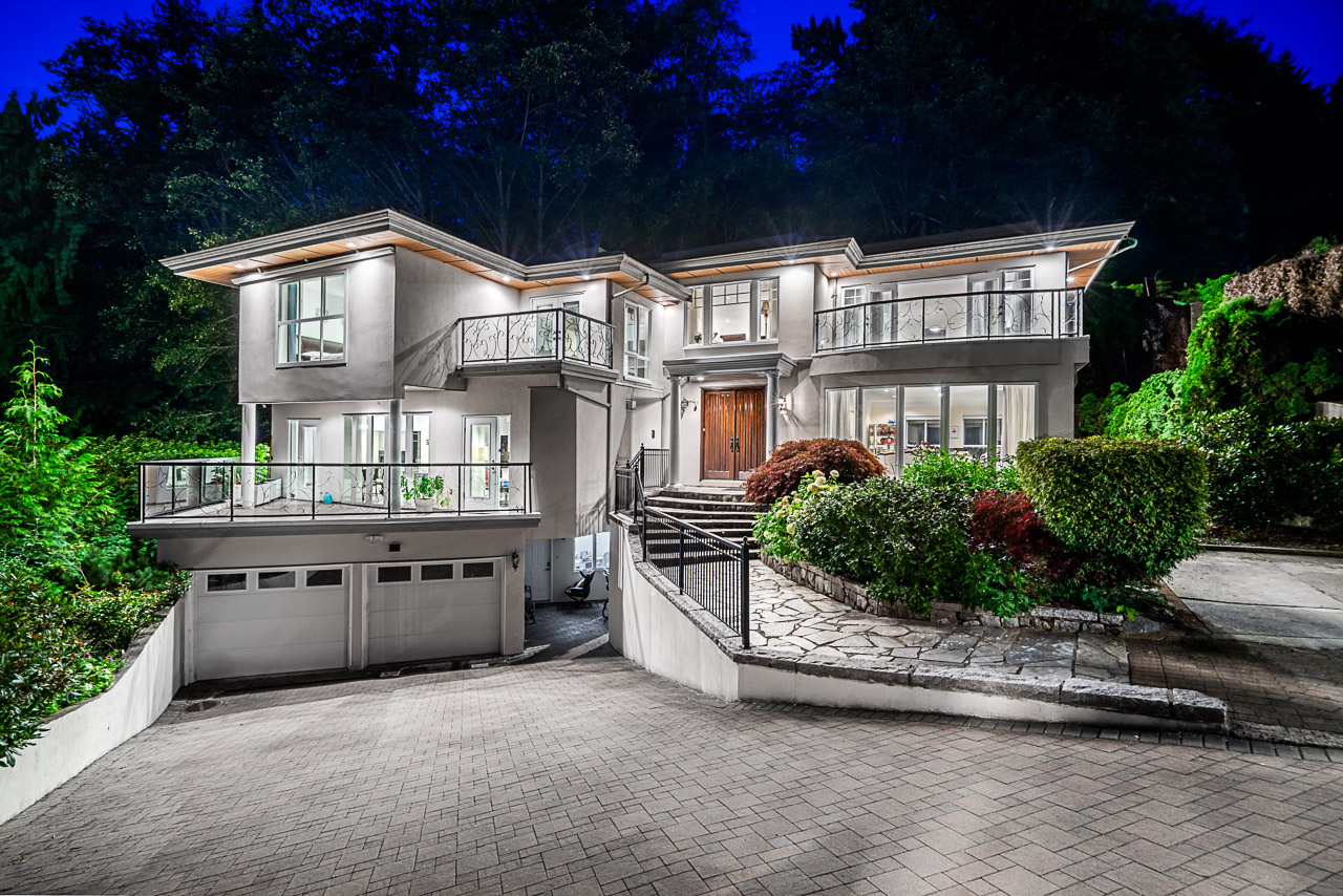 West Vancouver Water Front Homes