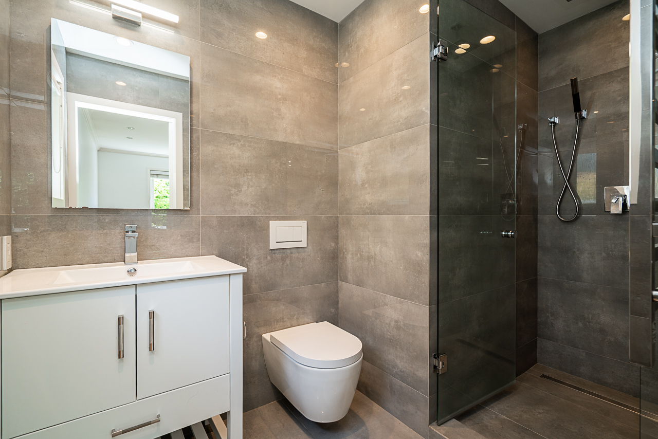 West Vancouver Luxury Homes