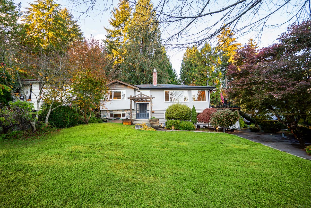 West Vancouver Water Front Homes