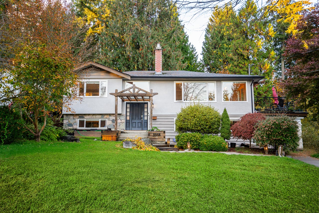 West Vancouver Water Front Homes