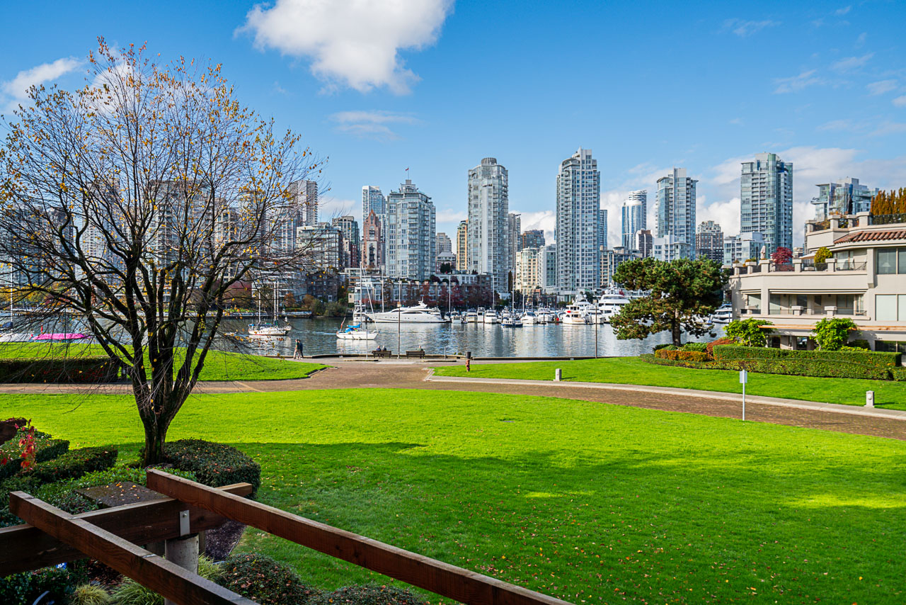 West Vancouver Water Front Homes