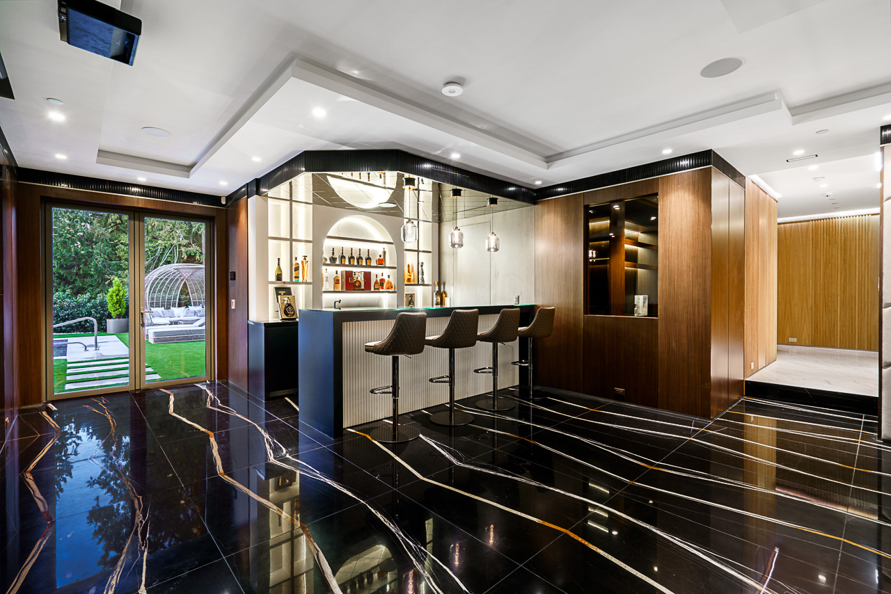 West Vancouver Real Estate