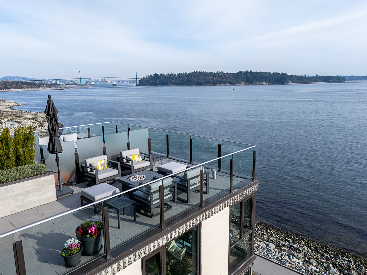 West Vancouver Waterfront Homes