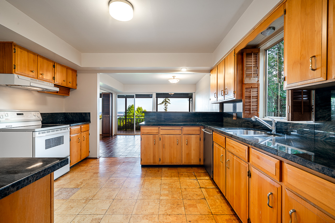 West Vancouver Homes
