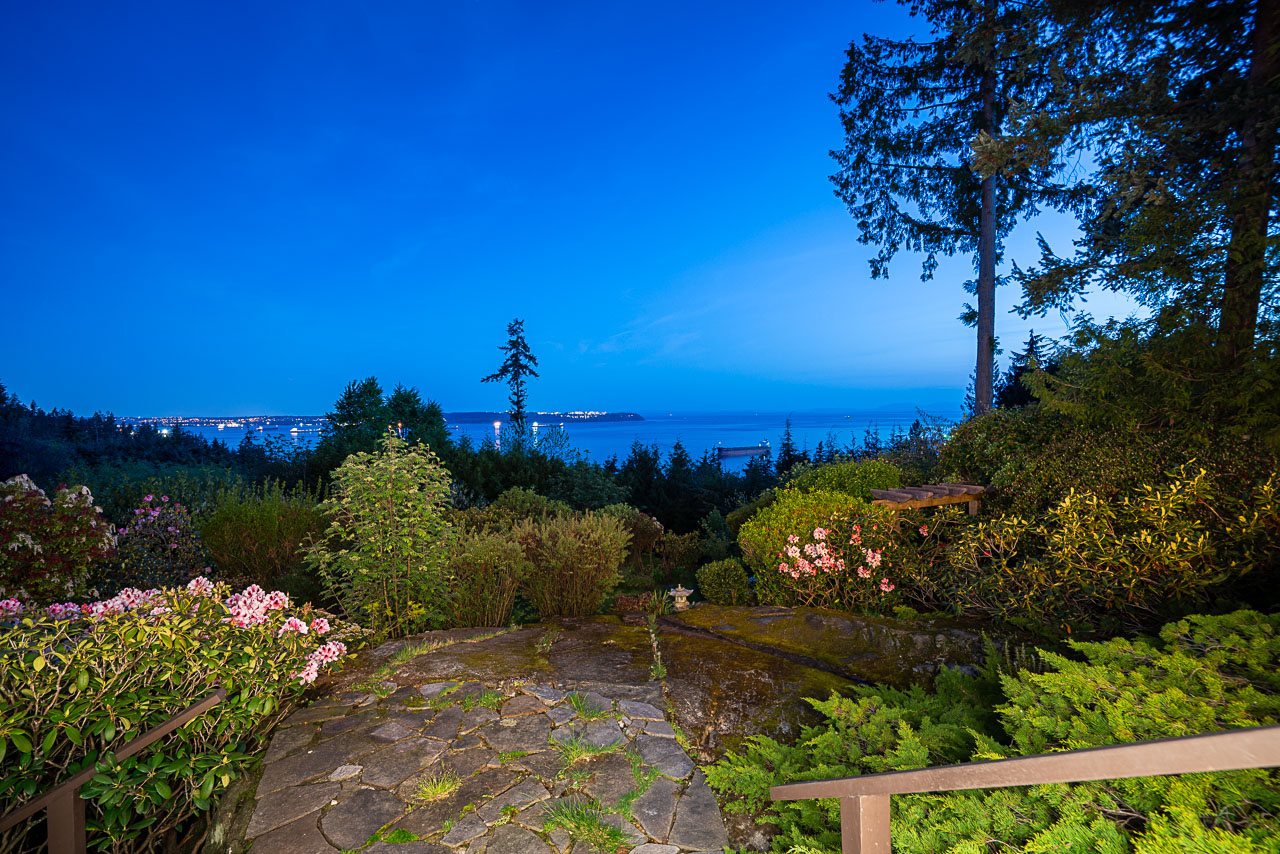 West Vancouver Luxury Homes