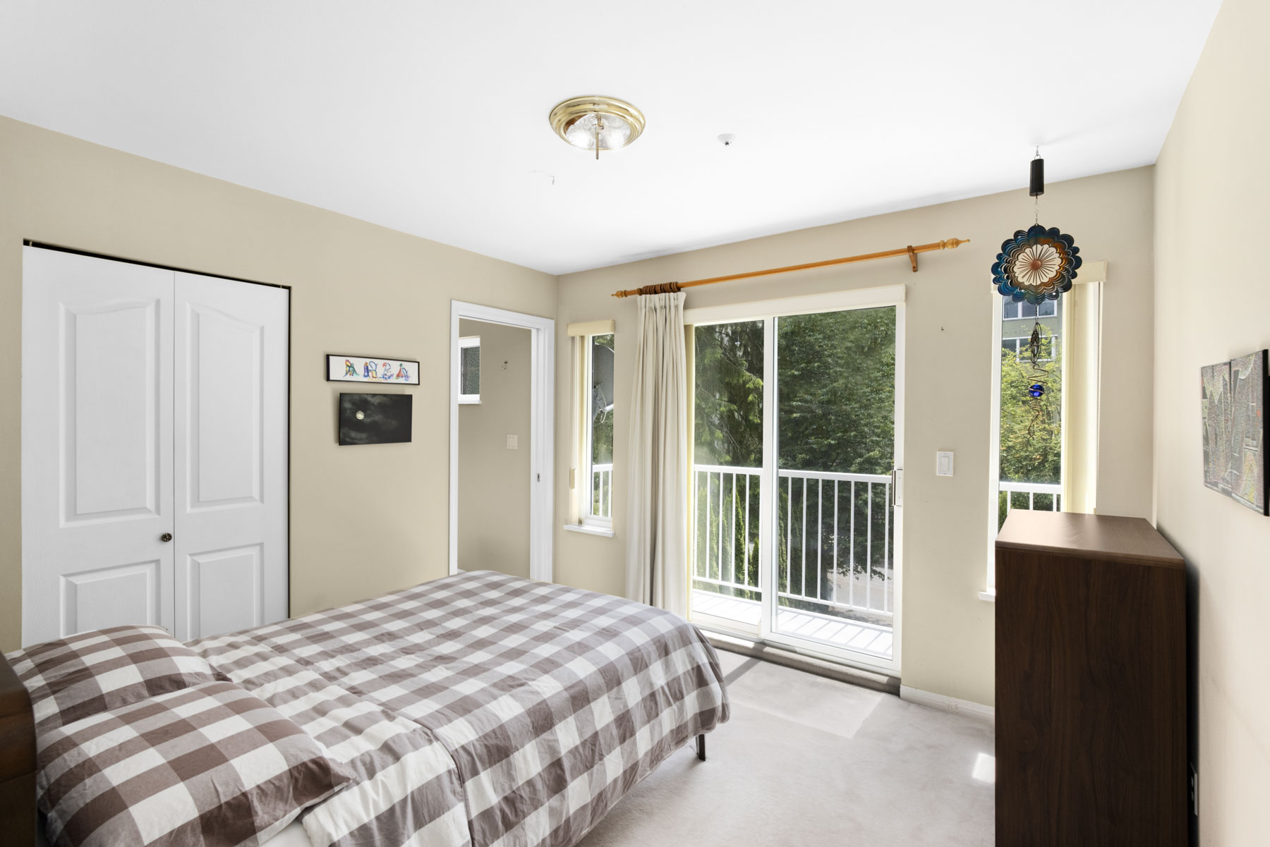 West Vancouver Real Estate