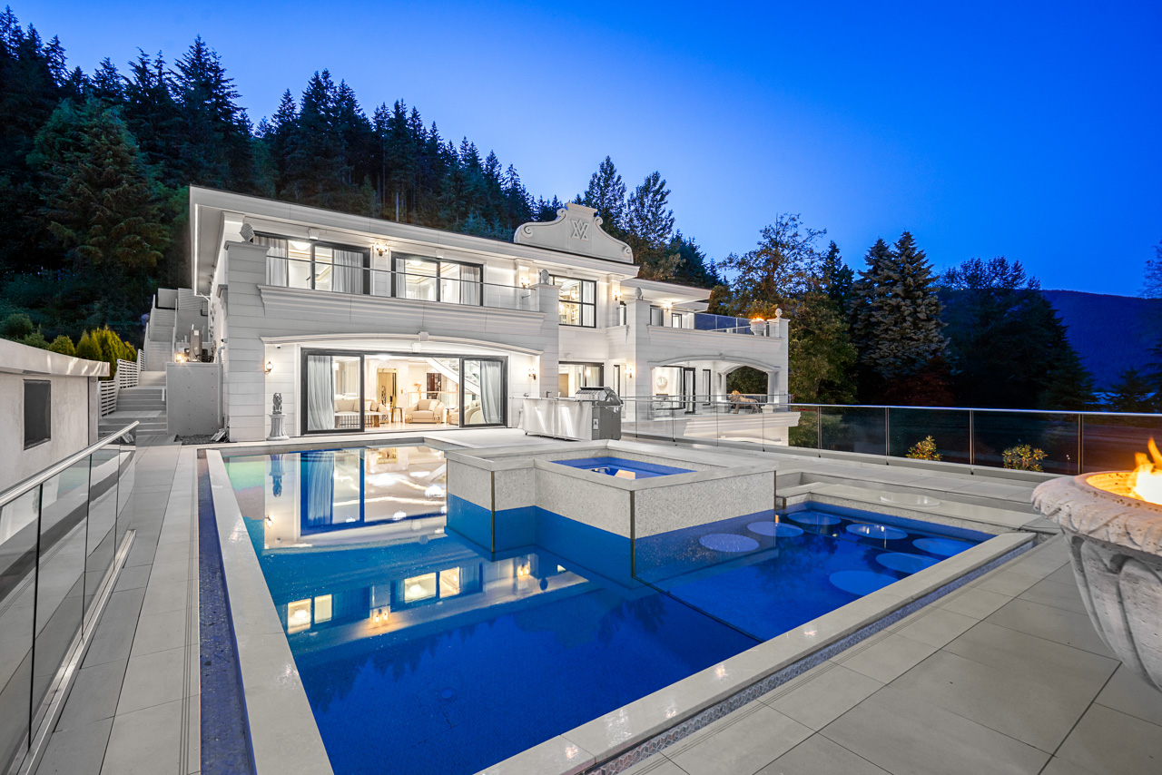 West Vancouver Luxury Homes