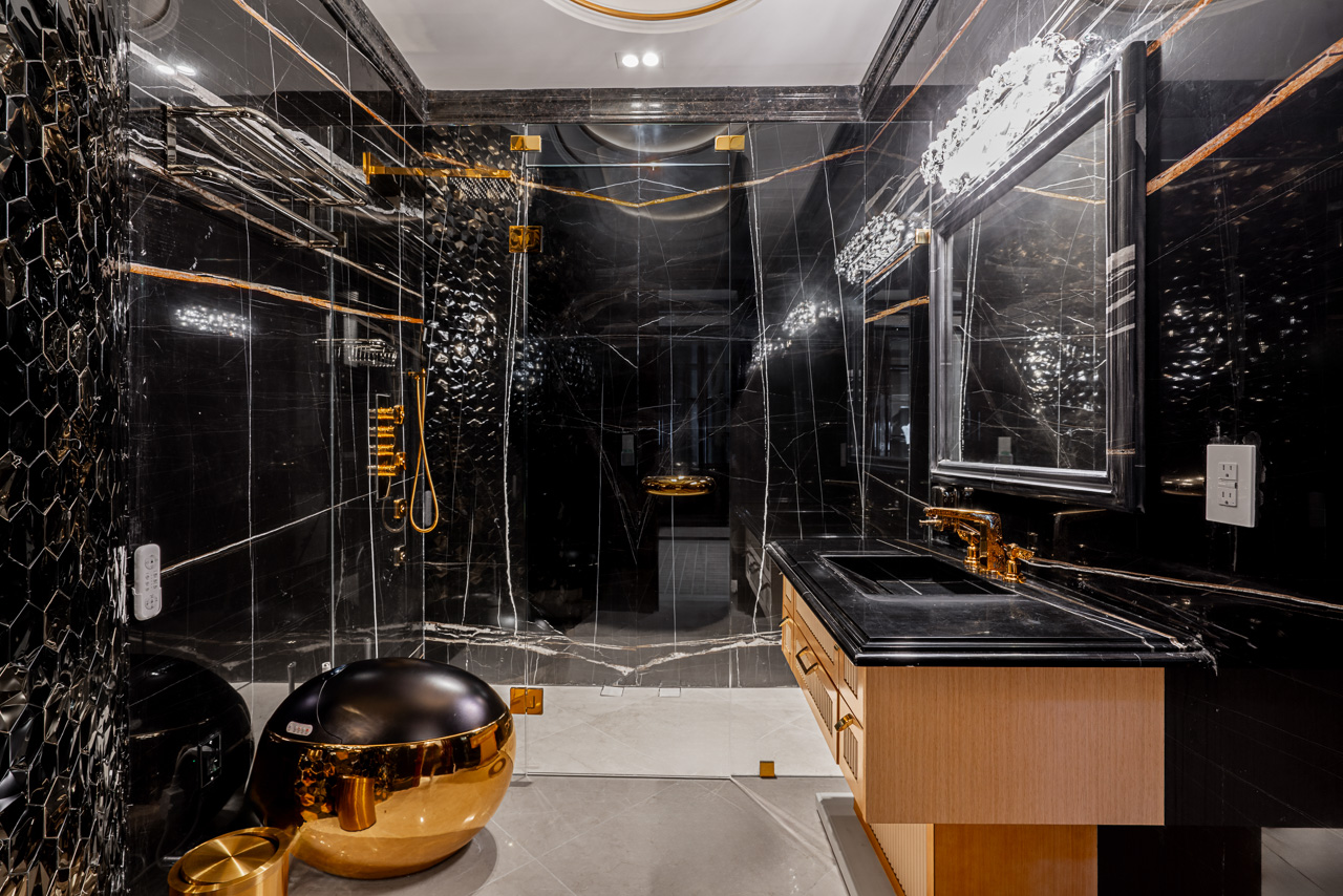 West Vancouver Homes