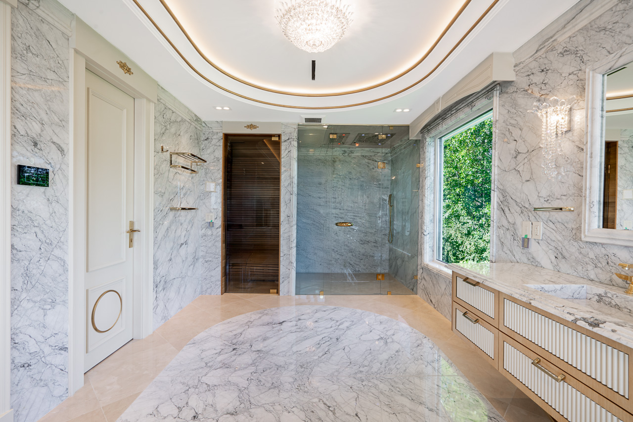 West Vancouver Waterfront Homes