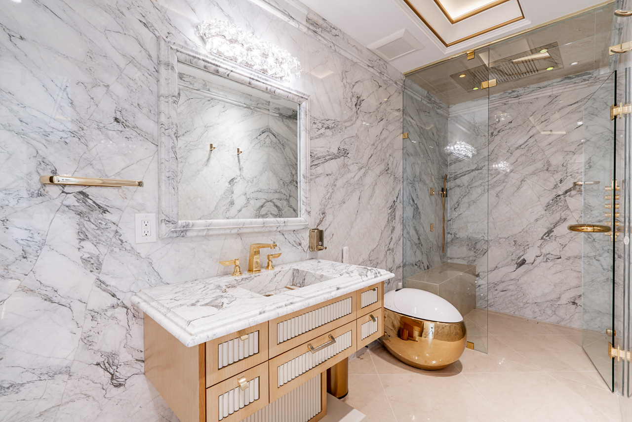 West Vancouver Luxury Homes