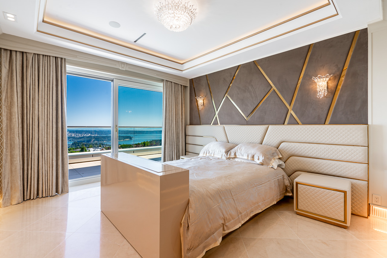 West Vancouver Homes for Sale