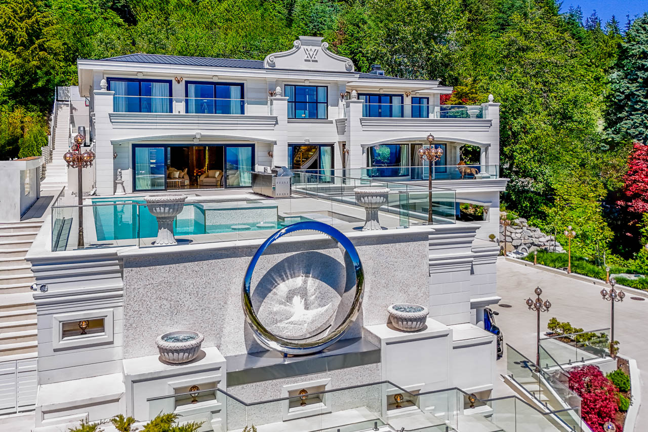 West Vancouver Water Front Homes