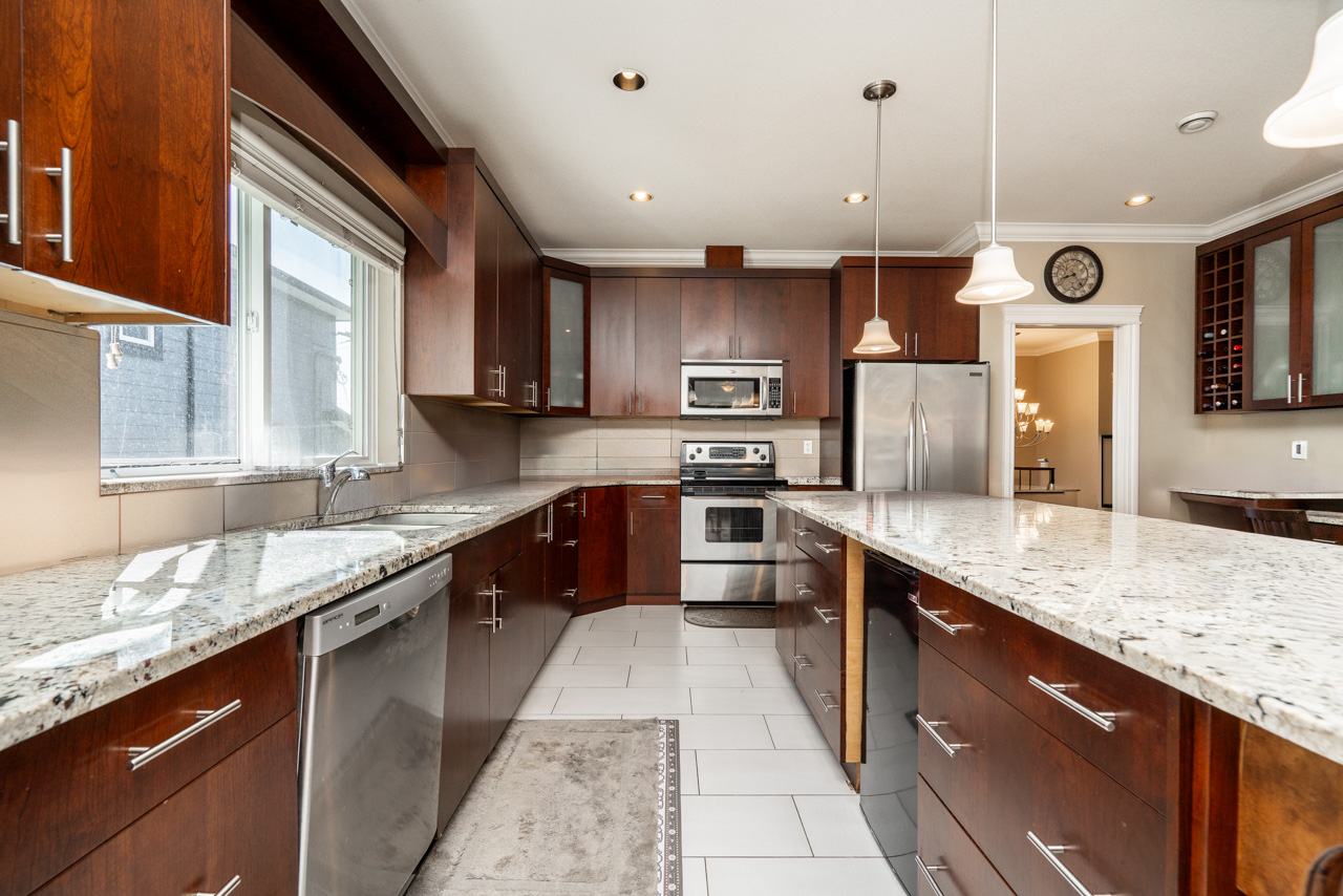 West Vancouver Real Estate