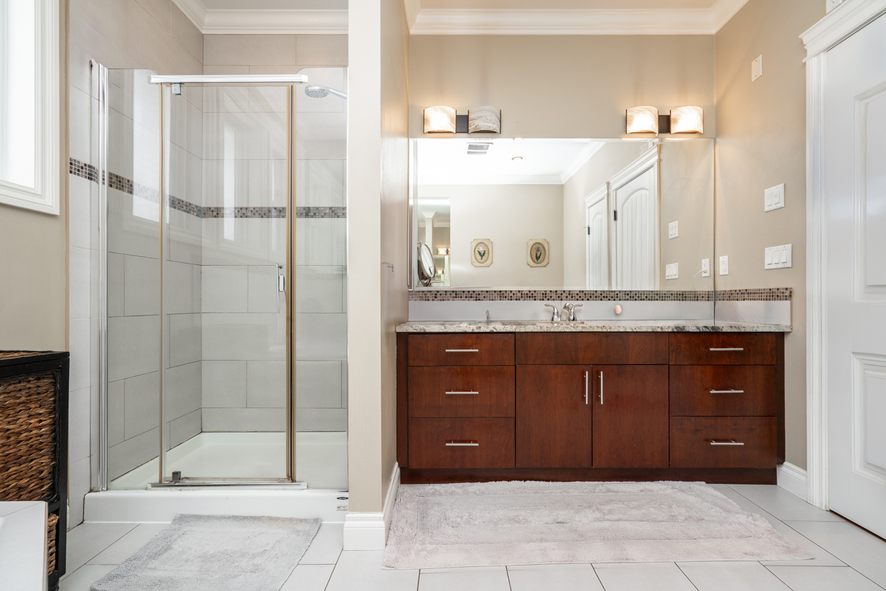 West Vancouver Real Estate