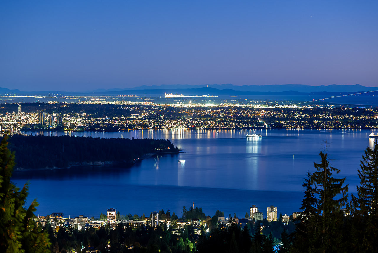 West Vancouver Waterfront Homes
