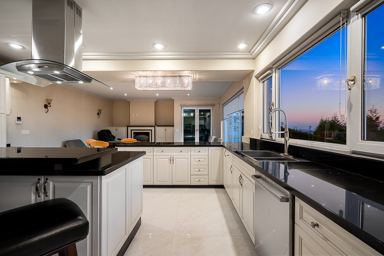 West Vancouver Luxury Homes