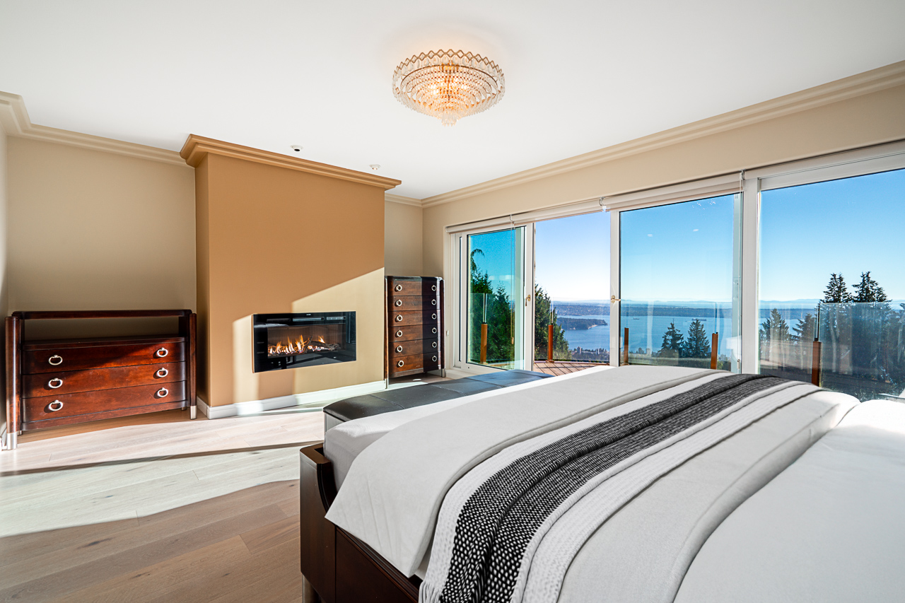 West Vancouver Luxury Homes