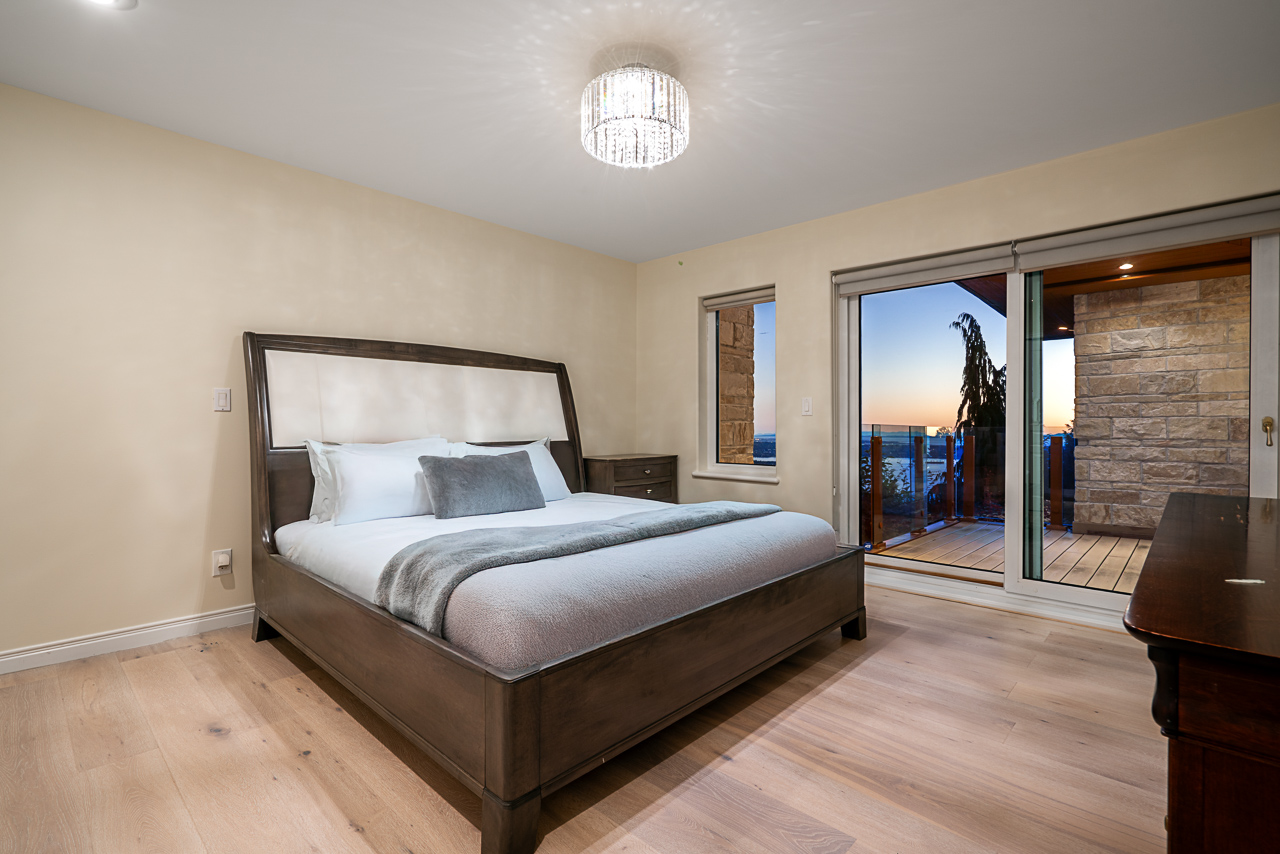 West Vancouver Water Front Homes