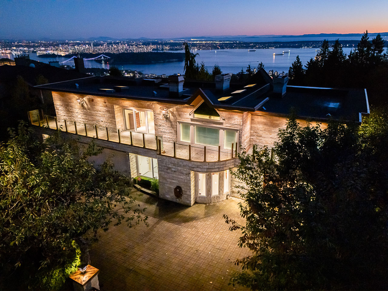 West Vancouver Homes