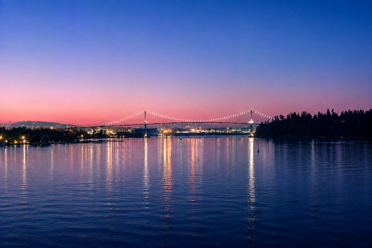 West Vancouver Waterfront Homes