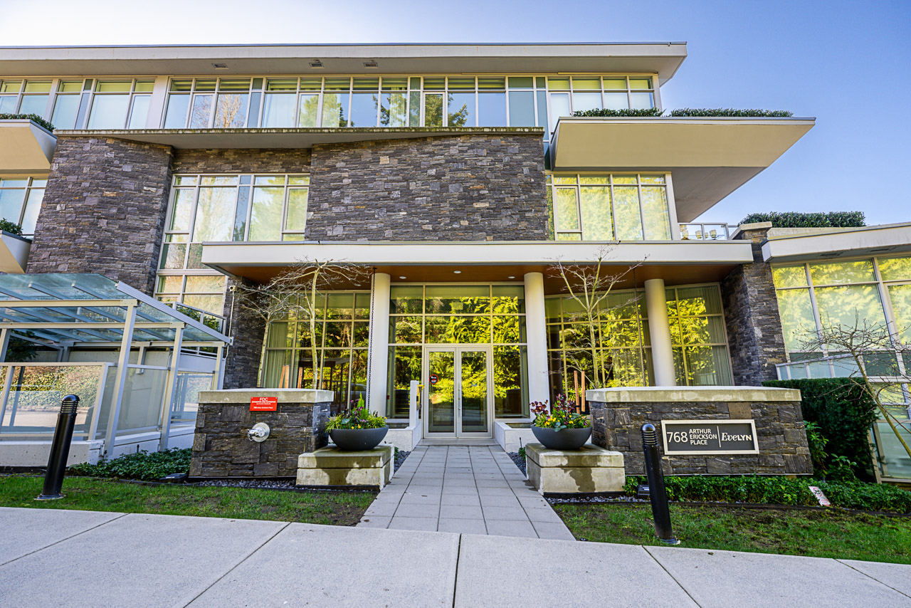 West Vancouver Luxury Homes