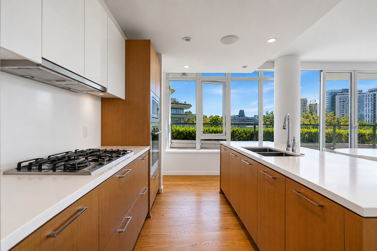 West Vancouver Real Estate