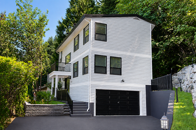 West Vancouver Luxury Homes