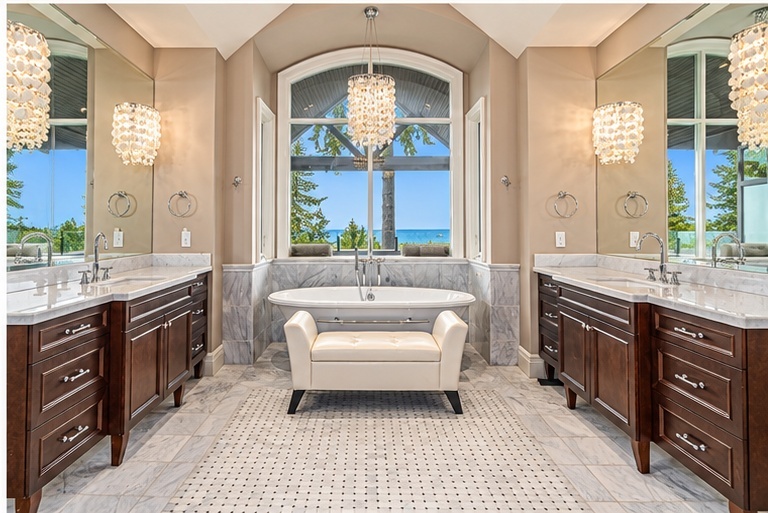 West Vancouver Homes