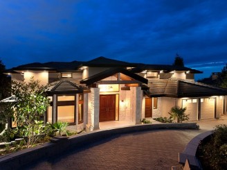 West Vancouver Homes