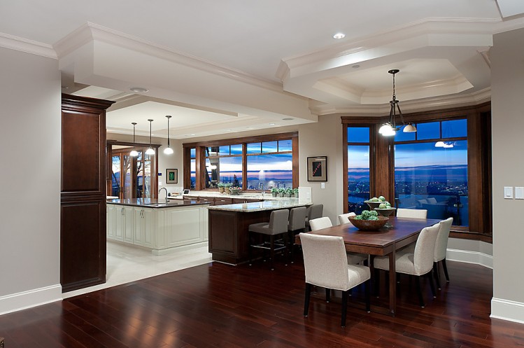 West Vancouver Luxury Homes