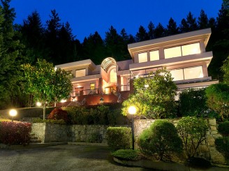 West Vancouver Luxury Homes