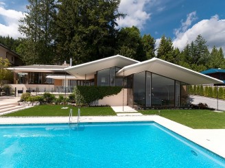 West Vancouver Water Front Homes