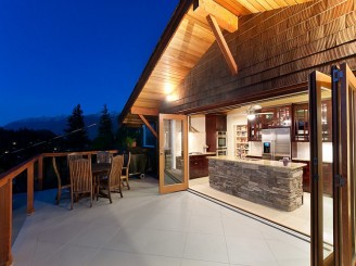 West Vancouver Real Estate
